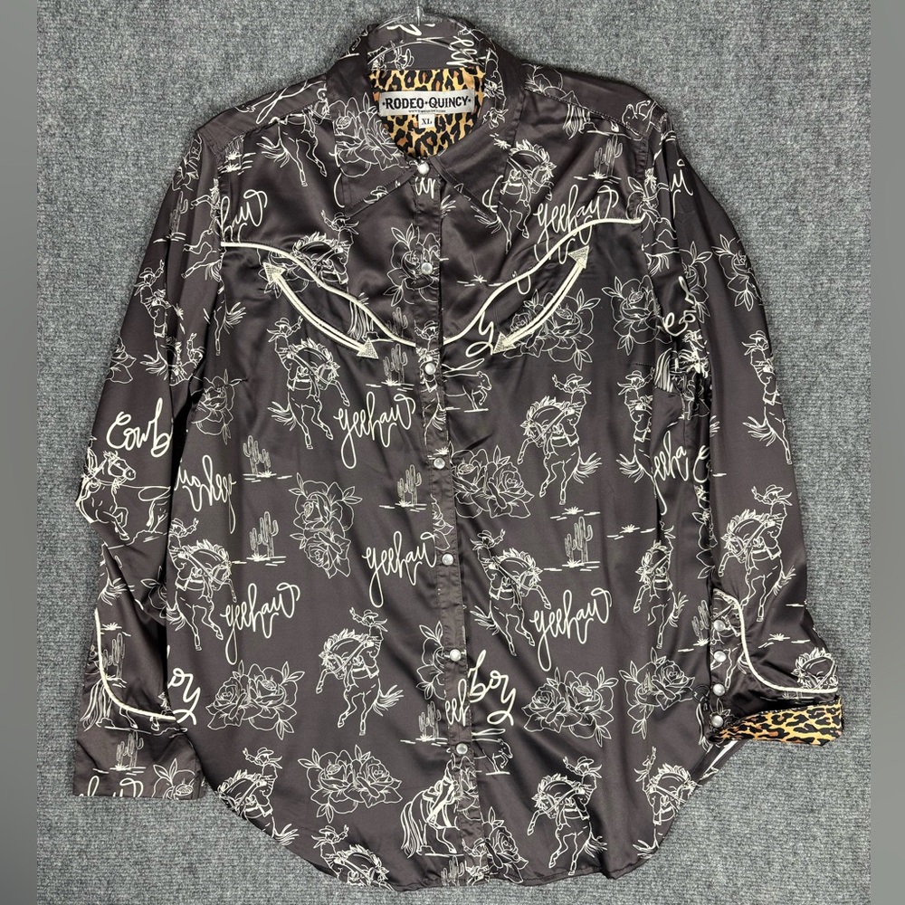 Rodeo Quincy Women's Black Western Button-Down Shirt